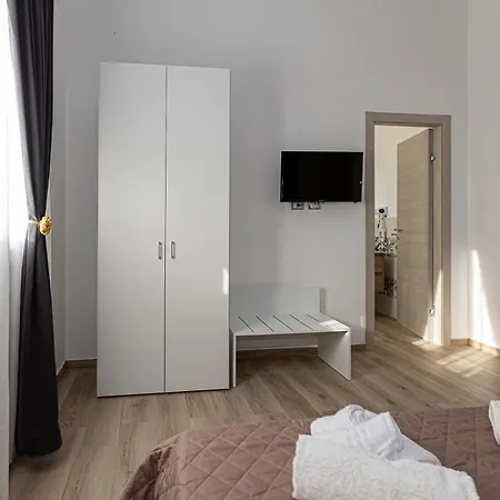La Rosa Di Sharon Bed & Breakfast