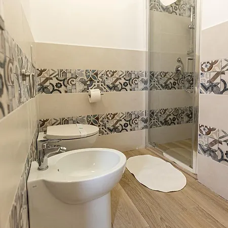 La Rosa Di Sharon Bed & Breakfast