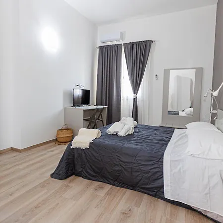 La Rosa Di Sharon Bed & Breakfast