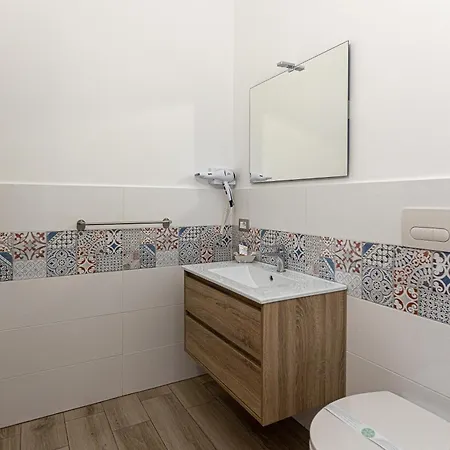 فندق مبيت وإفطار La Rosa Di Sharon Portopalo Di Capo Passero