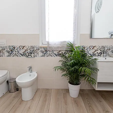 La Rosa Di Sharon * Portopalo Di Capo Passero