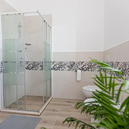 فندق مبيت وإفطار La Rosa Di Sharon *