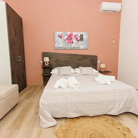 فندق مبيت وإفطار La Rosa Di Sharon *