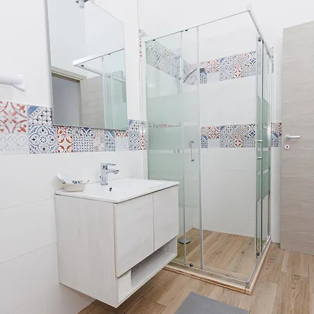 فندق مبيت وإفطار La Rosa Di Sharon